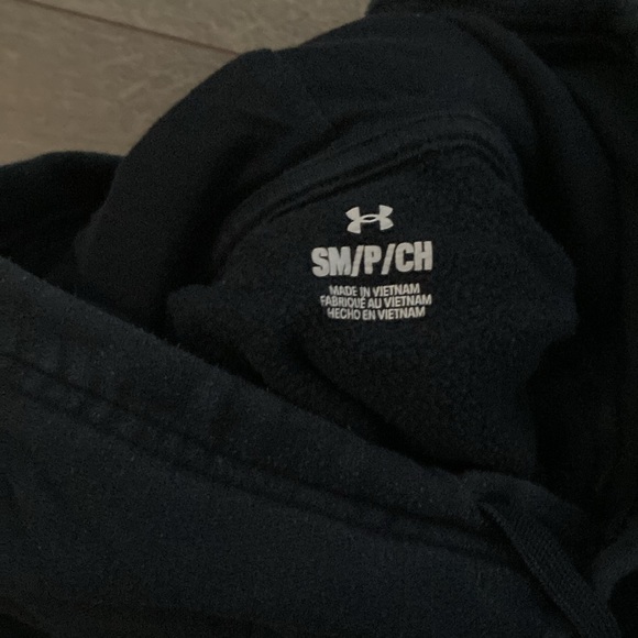 Black under armour hoodie - Picture 3 of 3